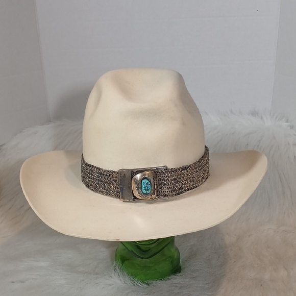 Texas Hatters Elegant Cream Cowboy Hat W/Silver Accents/Turquoise Stone Unisex